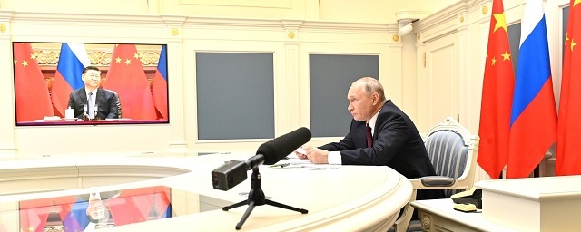 Путин и Си Цзиньпин объявили о продлении договора о добрососедстве
